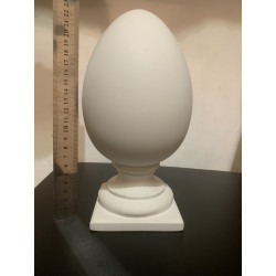Яйцо большое на подставке 24см