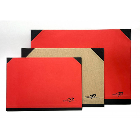 Папка Черная речка А4+ (25х35см) для хранения работ, картонная, на резинках, красная