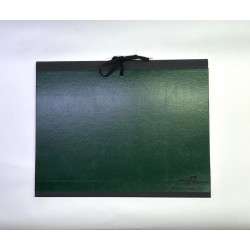 Папка Черная речка A3, архивная, на завязках с клапанами, зелёная аракал